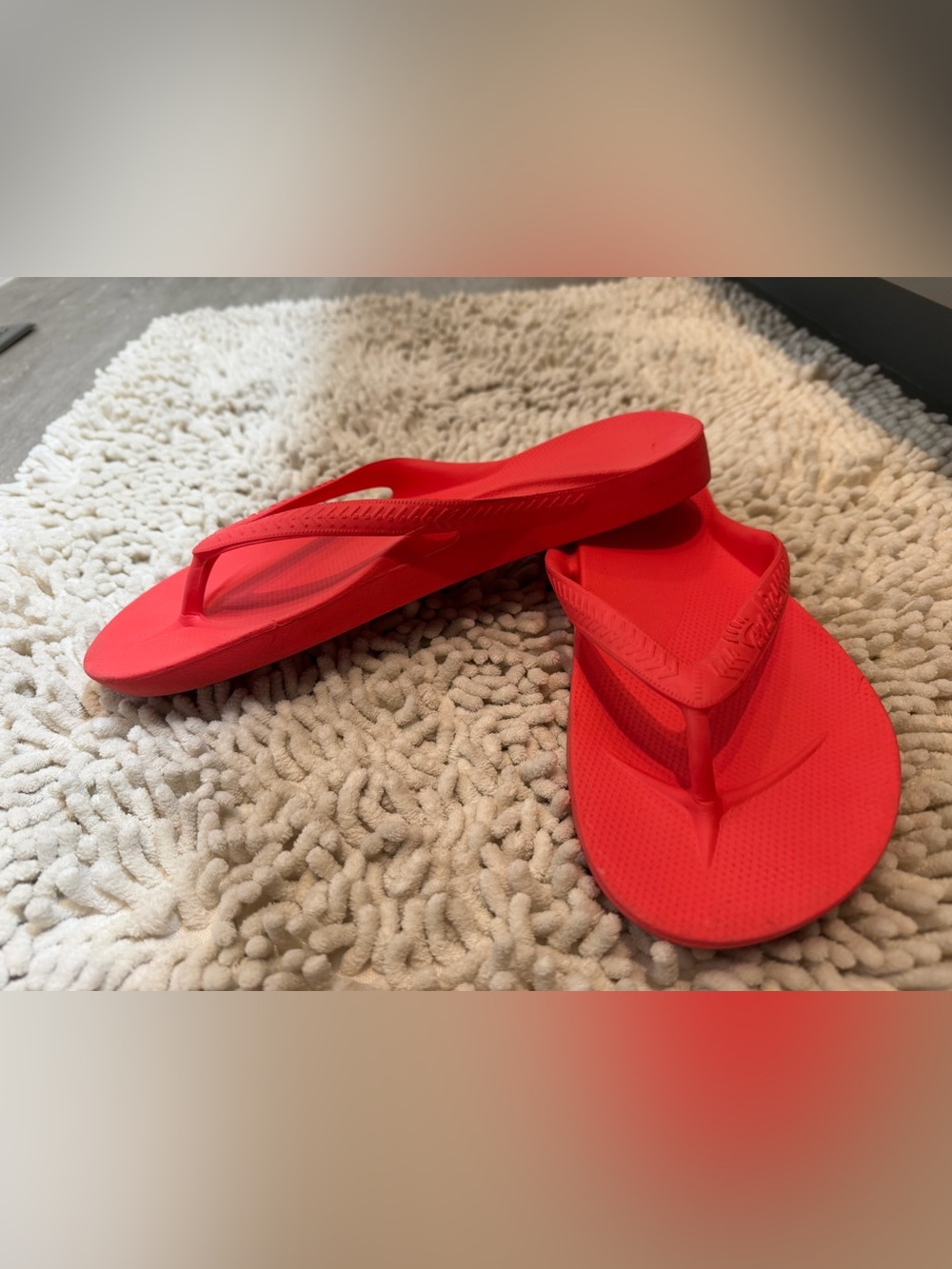 Women’s coral color Comfort Flip Flop Sandals